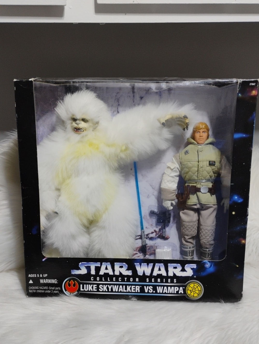 NIB Star Wars Luke Skywalker vs. Wampa Vintage Set
